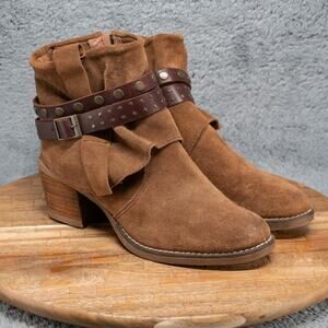 Chocolat Blu Brown Suede Ankle Boots Decorative Braided Straps Buckles Size 8.5